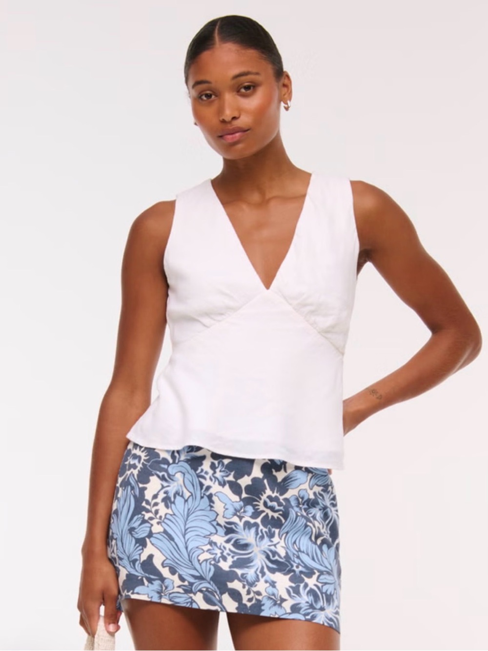 BUNDLE: NWT 2 Abercrombie & Fitch Curve Love Ultra High Rise Linen Mini Skirts